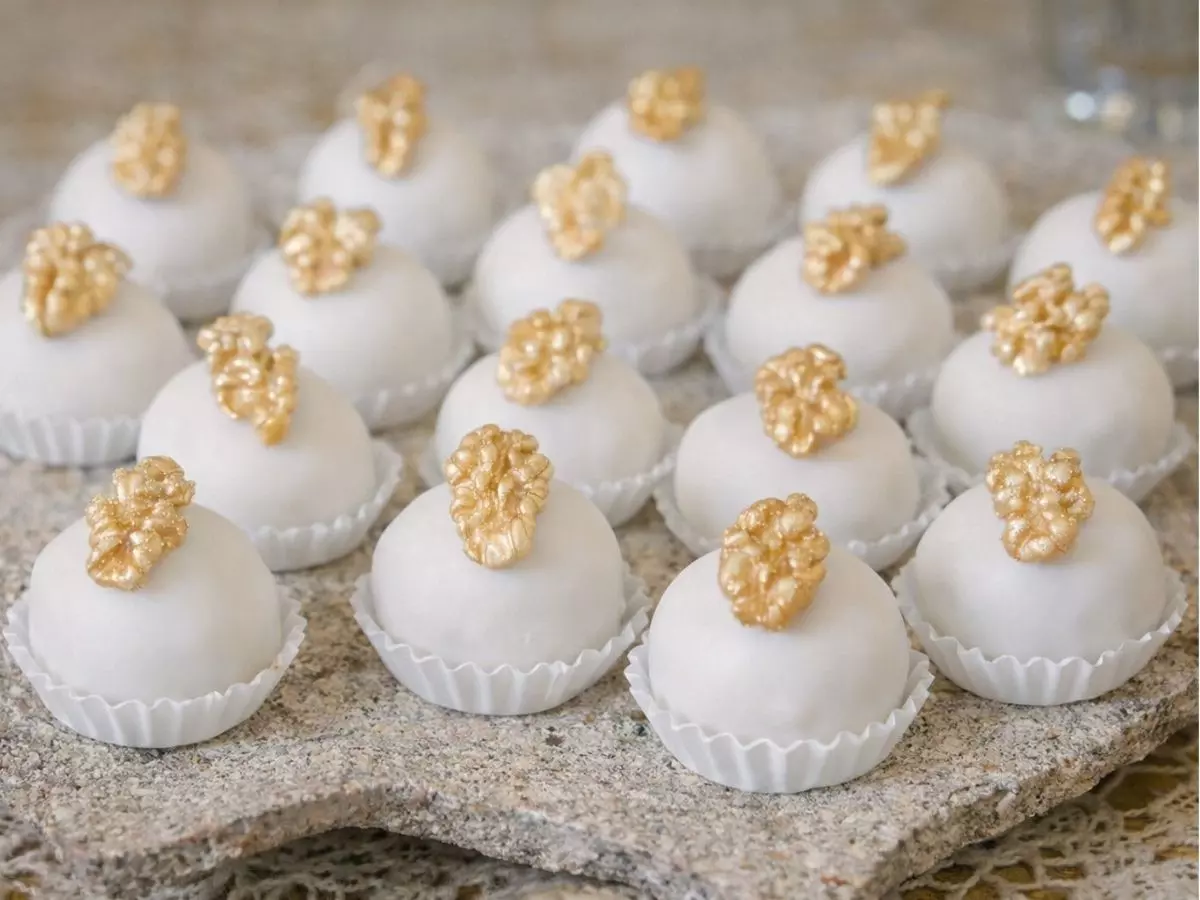 Camafeu com nozes com sofisticação e tradição em casamentos